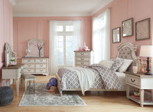 Load image into Gallery viewer, Realyn Queen Upholstered Panel Bed
