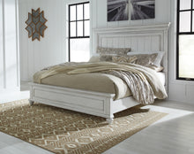 Load image into Gallery viewer, Kanwyn Queen Panel Bed
